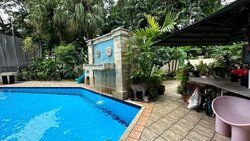 First Avenue (D10), Detached #457653531